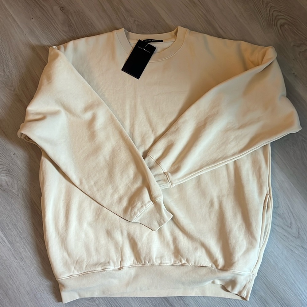Brandy Melville crewneck
